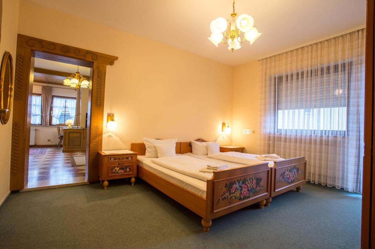 Hotel Hirsch Bad Peterstal-Griesbach Ngoại thất bức ảnh